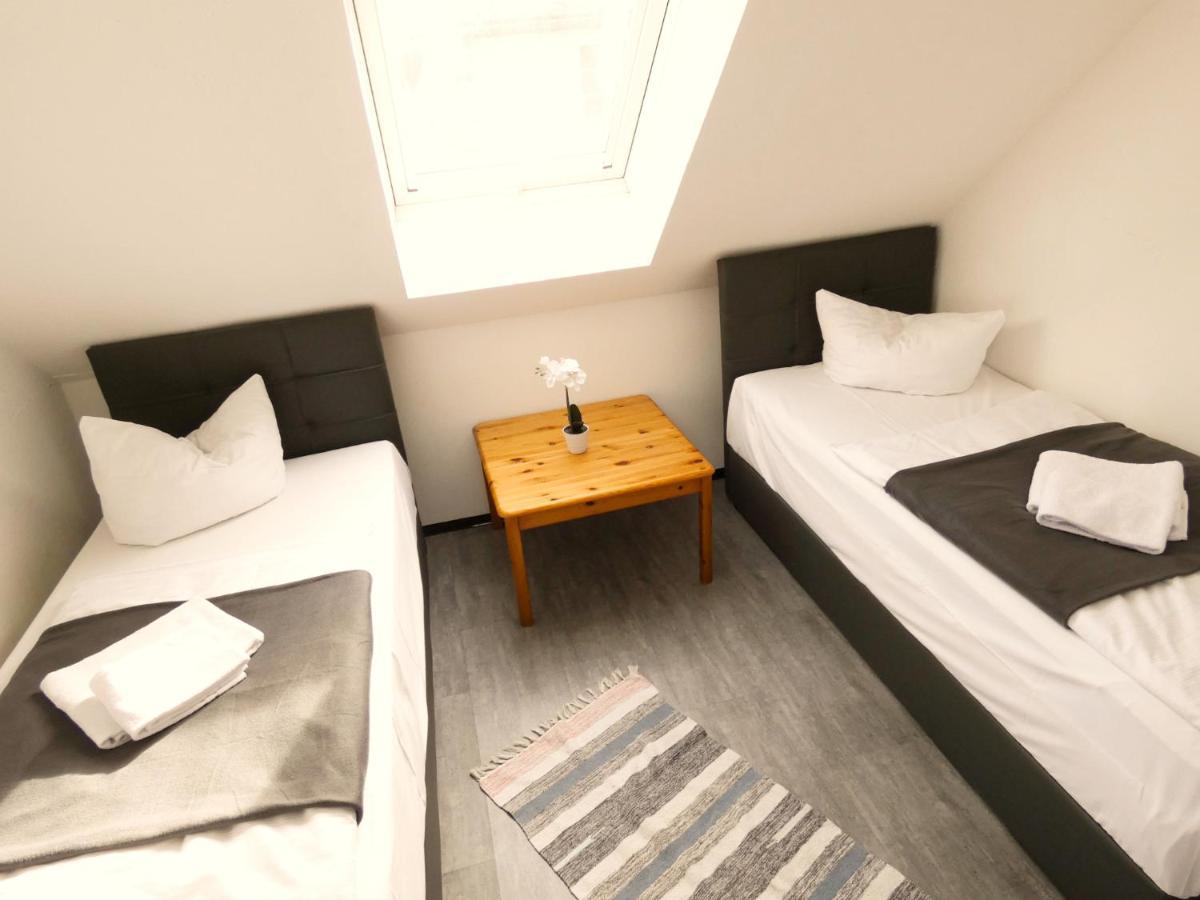 Sunnyhome Monteurwohnungen Und Apartments In Schwandorf Eksteriør bilde
