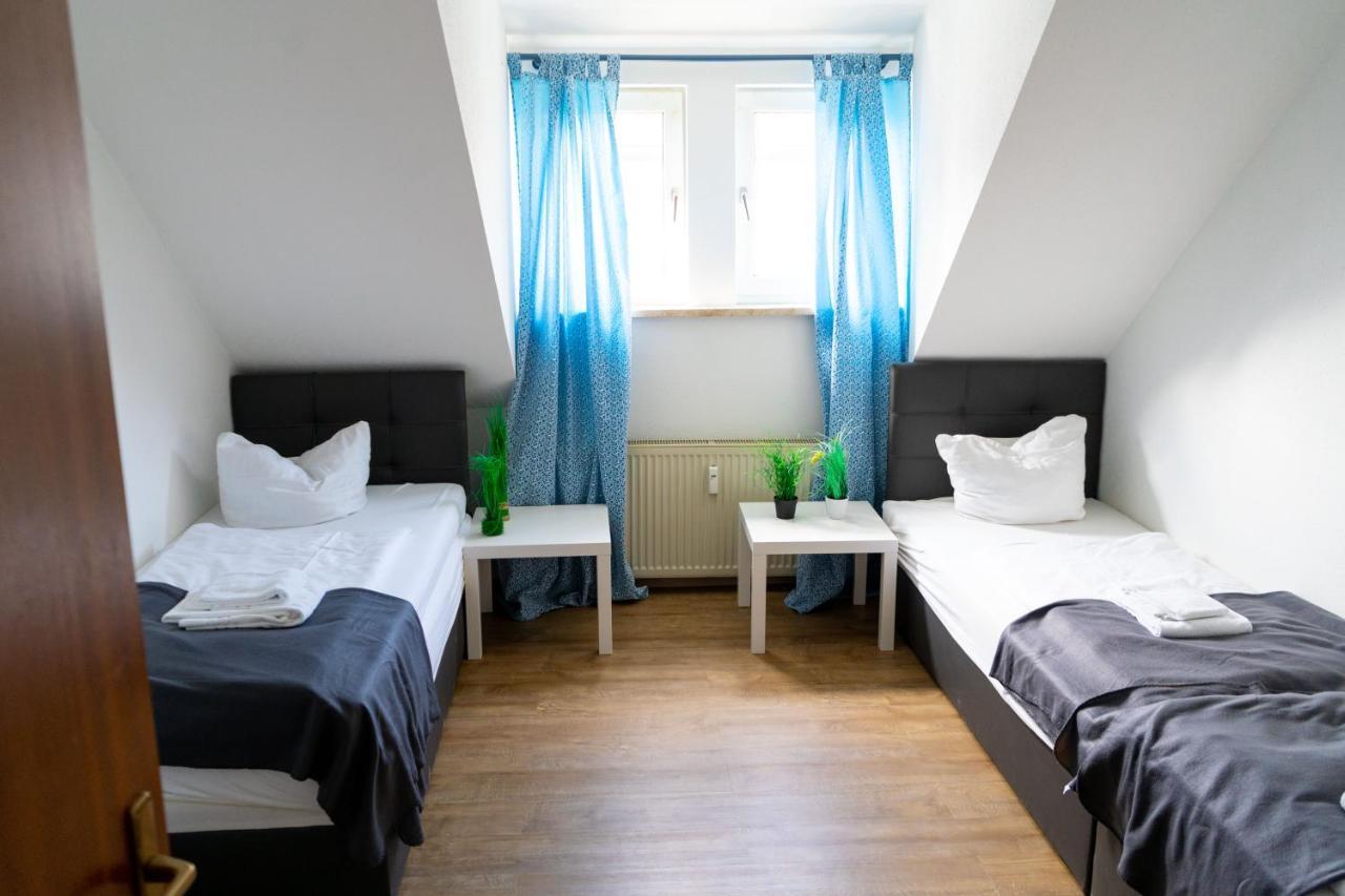 Sunnyhome Monteurwohnungen Und Apartments In Schwandorf Eksteriør bilde
