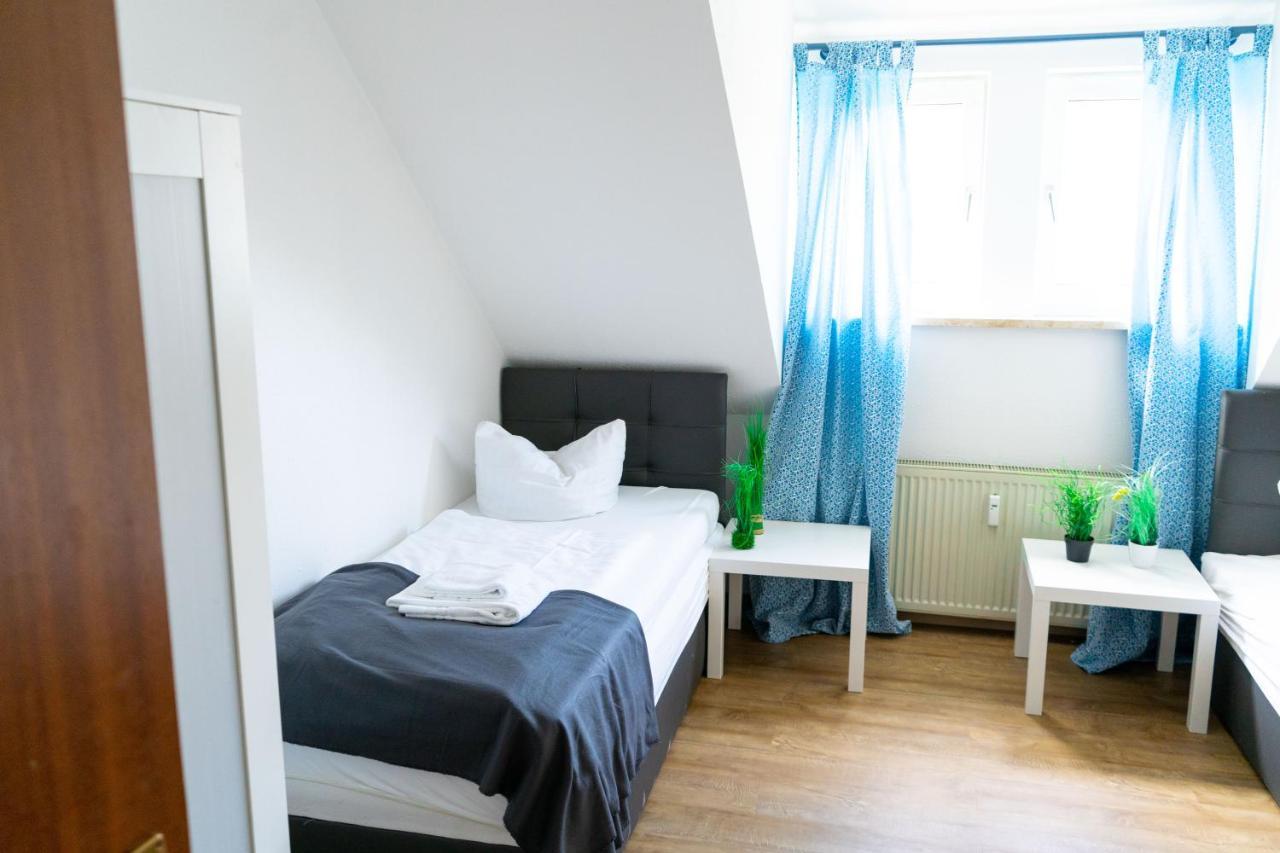 Sunnyhome Monteurwohnungen Und Apartments In Schwandorf Eksteriør bilde