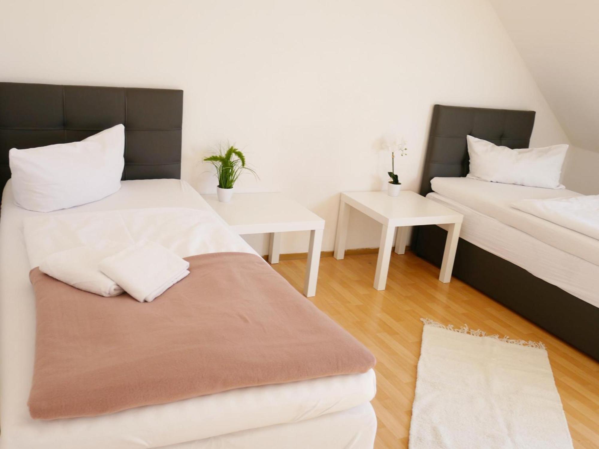 Sunnyhome Monteurwohnungen Und Apartments In Schwandorf Eksteriør bilde